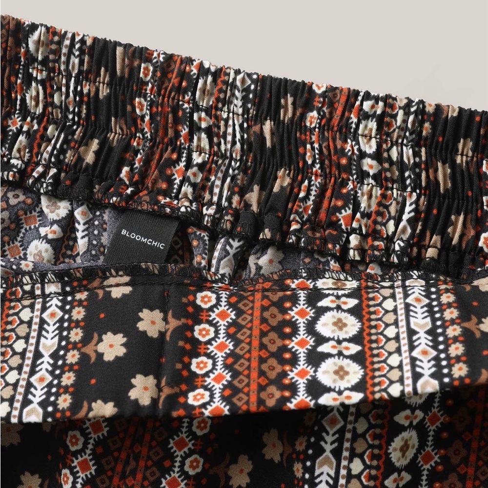 Bohemian Wide-Leg Pants - - Picture 5 of 9